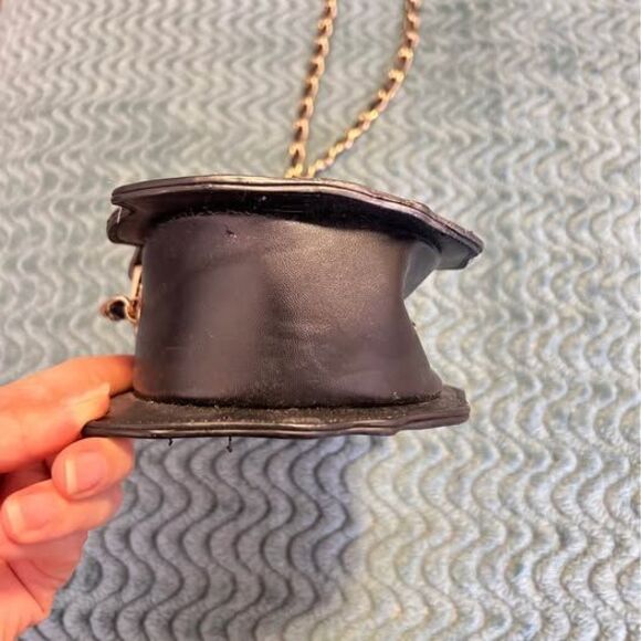 Black Cat Purse with Chain Used Good - Picture 7 of 10